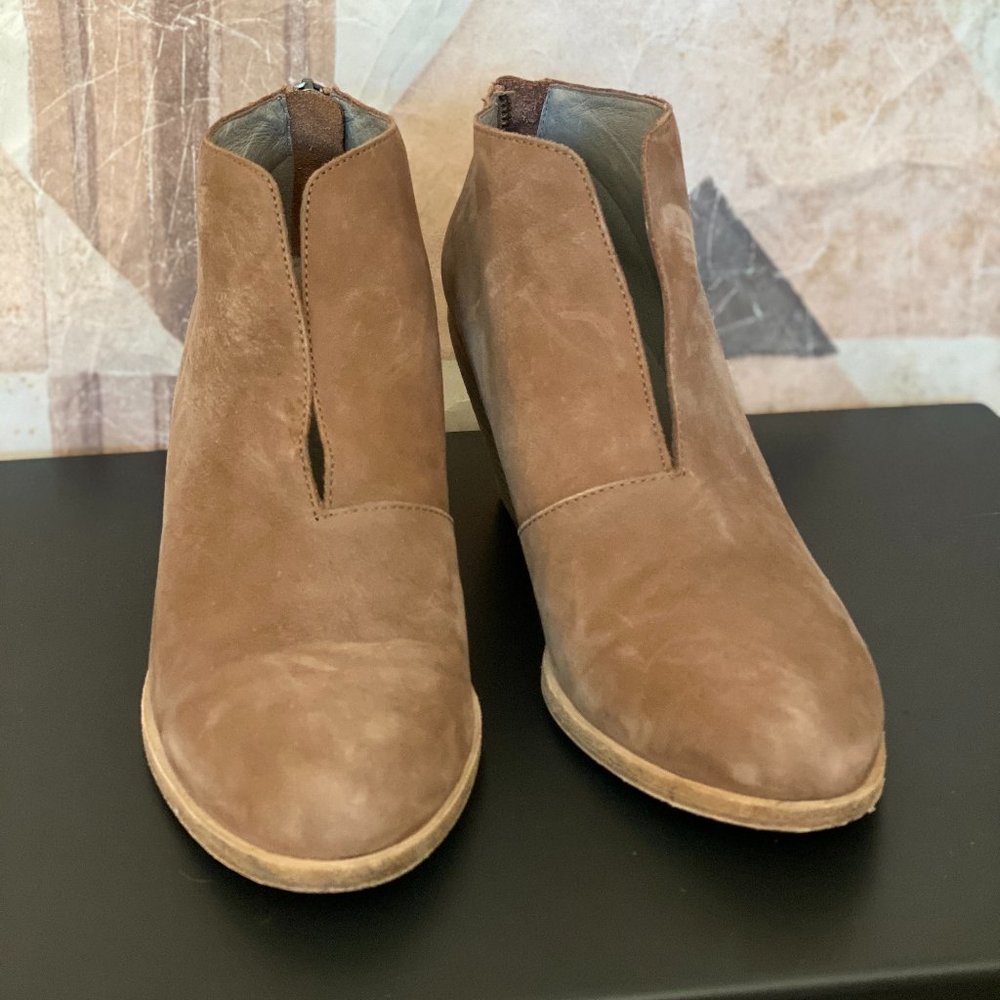 Eileen Fisher booties